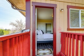 Interior - Wine Country Retreat in Galt w/ Vineyard Views (Galt)