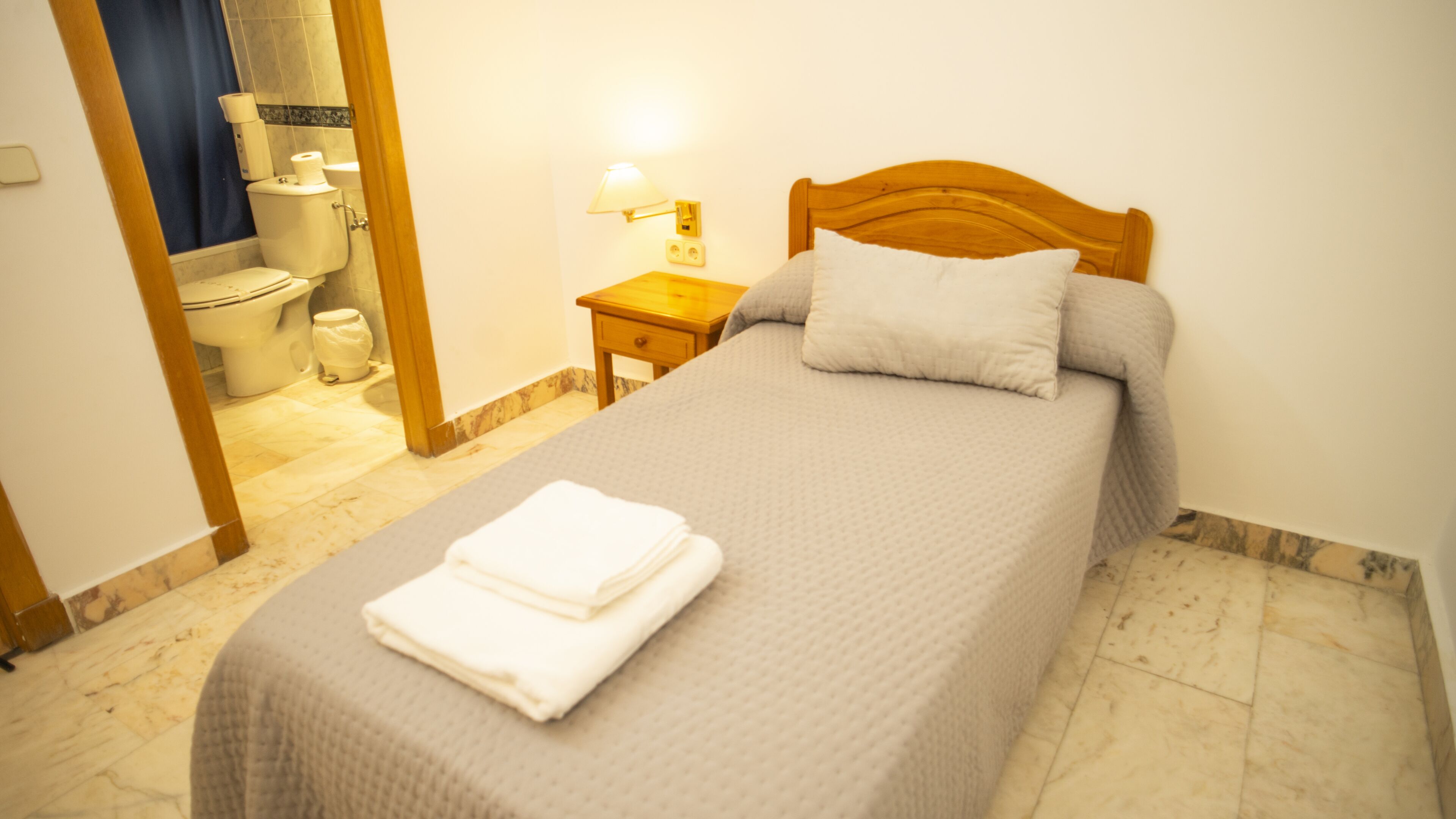 9 Schlafzimmer, WLAN, Bettwäsche