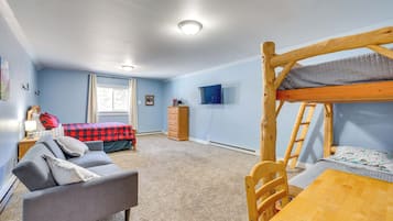 House (Multiple Bedrooms) | Interior