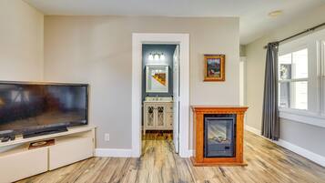 House (Multiple Bedrooms) | Interior