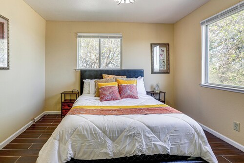 Wine Country Retreat in Galt w/ Vineyard Views