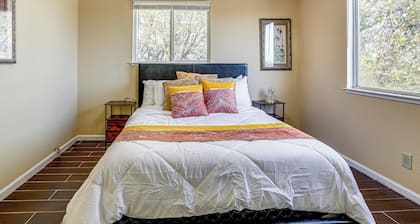 Wine Country Retreat in Galt w/ Vineyard Views