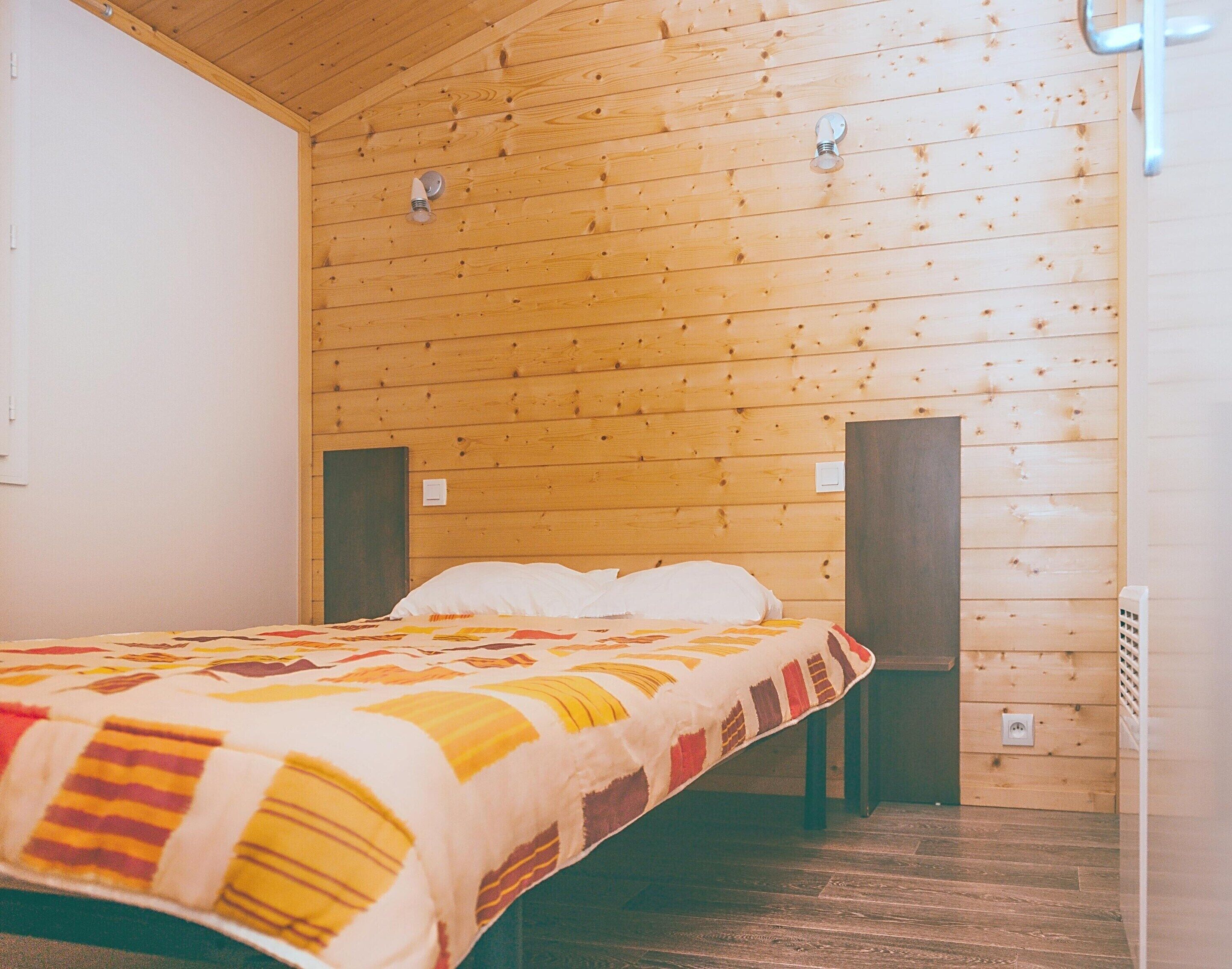 Cottage | 1 kamar tidur dan dilengkapi dengan perabotan berbeda-beda