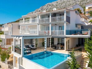 Villa | Exterior - Estate With Sea Views Near Omis (Omis)