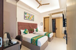 Standard Double Room | Iron/ironing board - Treebo Premium Inn 62 (Noida)