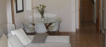 MAGNIFICENT PENTHOUSE OVERLOOKING THE POOL