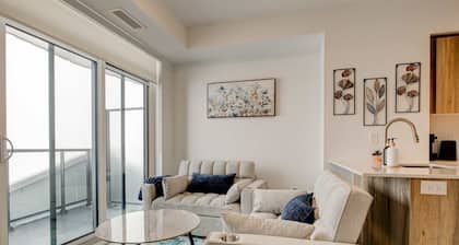 Modern High-rise Condo w City Views Balcony