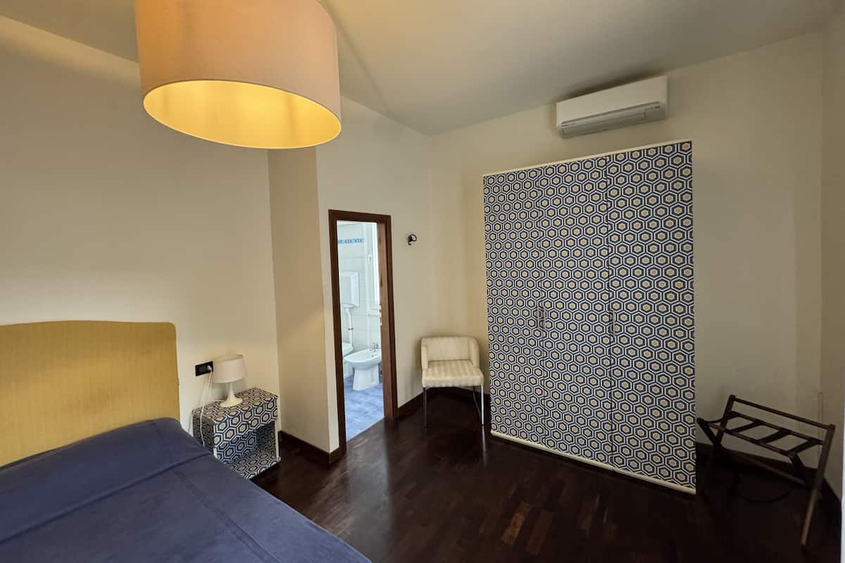 Kamar Double atau Twin, balkon