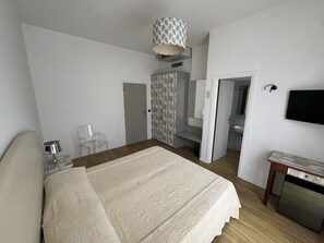 Kamar Double atau Twin, balkon