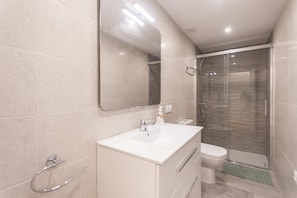 Hair dryer - Tropicana Apartment – 30m from the Beach with Park (Tossa De Mar)