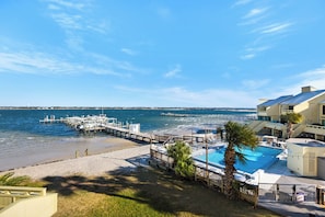Pool - 🌴☀️Luxury Waterfront Townhome | Boat Slip Available | Buena Vida 22 - A (Navarre)