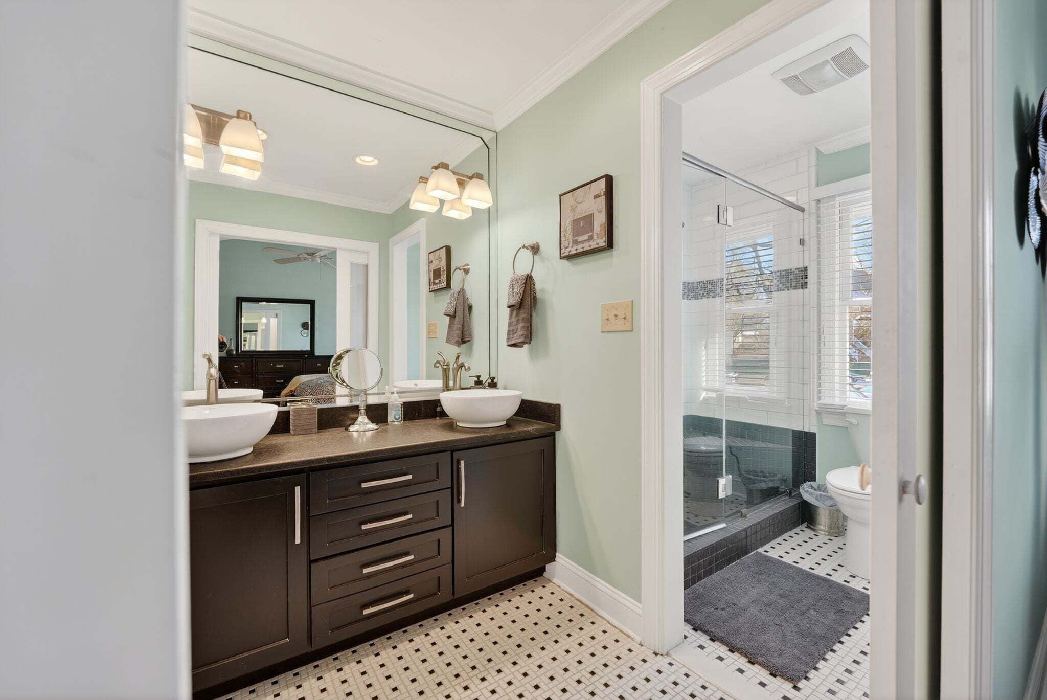 Condo, 4 Bedrooms | Bathroom | Towels, shampoo