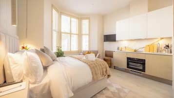 Deluxe Studio, 1 Double Bed with Sofa bed