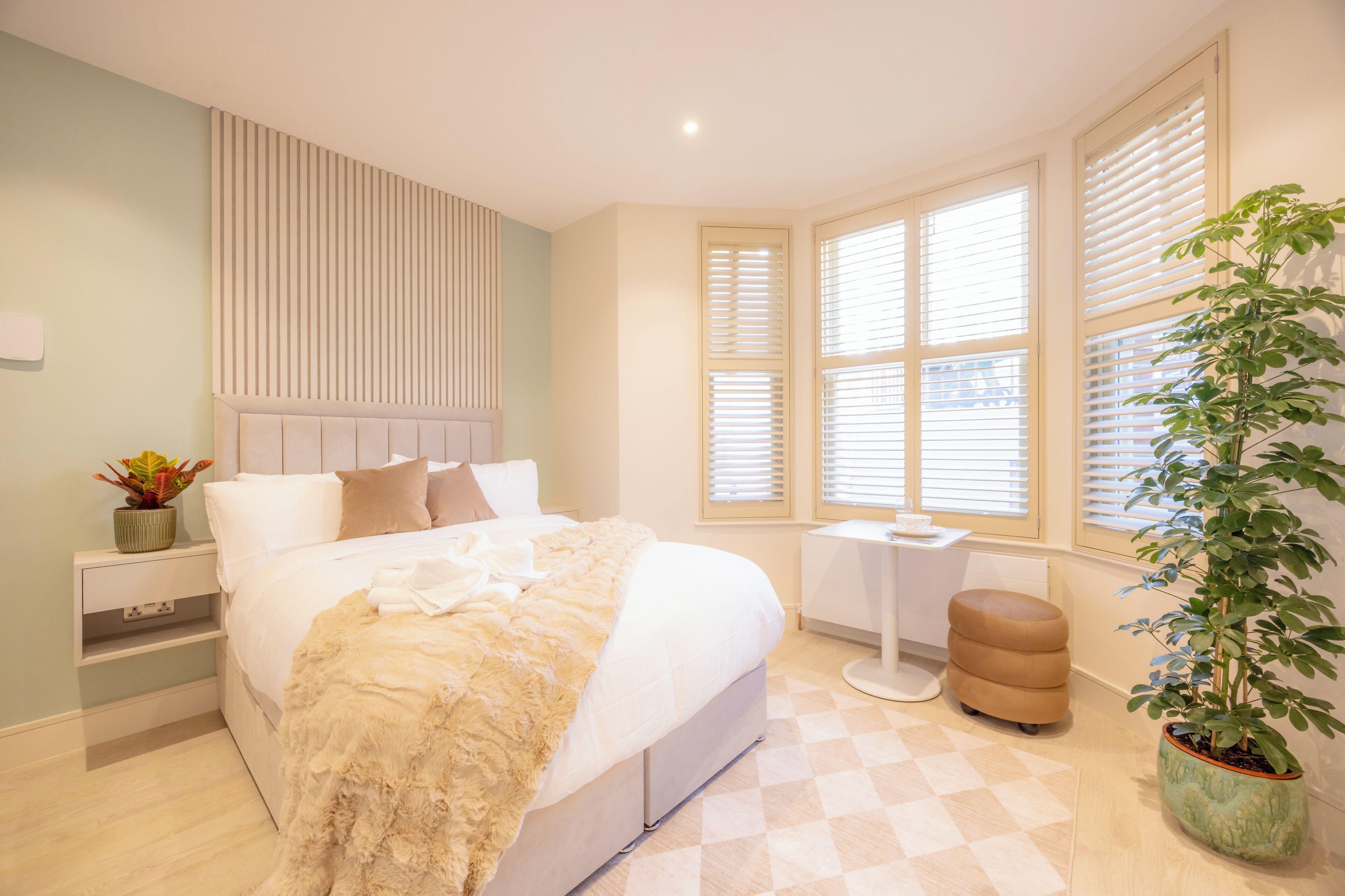 Deluxe-studio, 1 parisänky ja vuodesohva