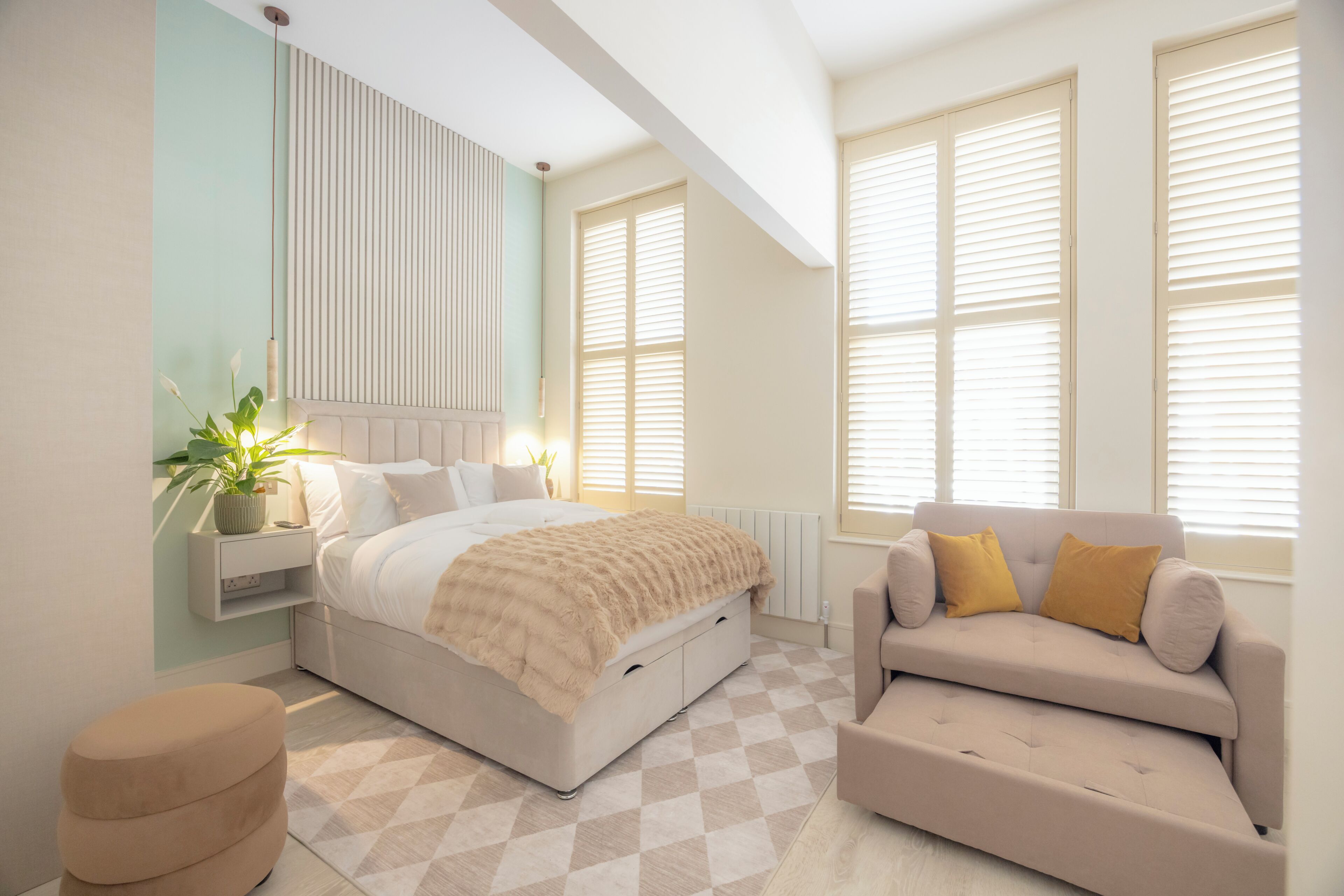 Deluxe-studio, 1 parisänky ja vuodesohva