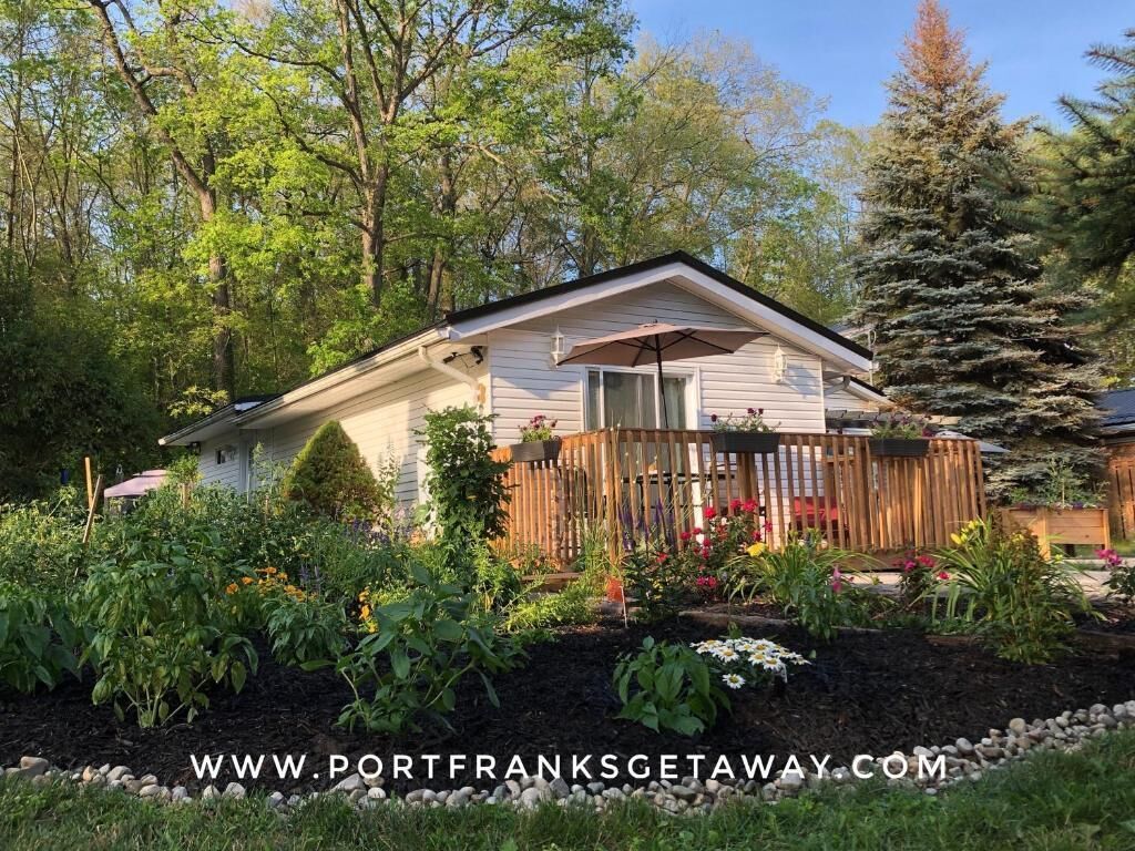 Deluxe Studio Suite, Garden View | Exterior