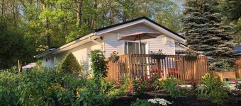 Romantic Studio Cottage