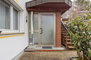 Exterior detail - Holiday Apartment 5 with Shared Garden, Wi-Fi & DreiWelten Card near Solemar (Bad Dürrheim)