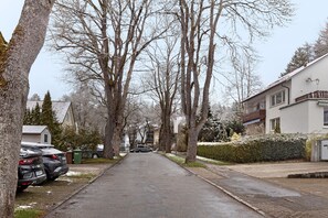 Property grounds - Holiday Apartment 5 with Shared Garden, Wi-Fi & DreiWelten Card near Solemar (Bad Dürrheim)