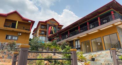 Eden Roc Luxury Hotel