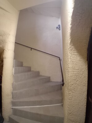 Interior - Beautiful apartment with terrace in typical house (Nizas)