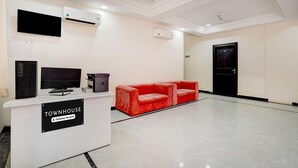 Rumah | Resepsionis