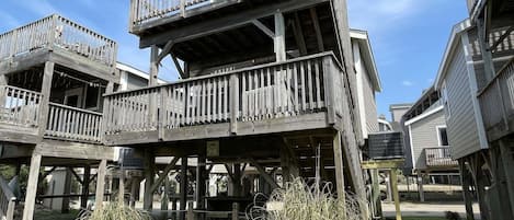 Studio | Terrain de lâhĂ©bergement