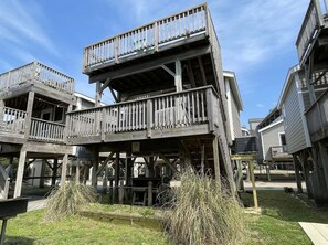 Studio | Property grounds - 22 Sea Therapy Condo (Hatteras)