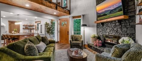 Cabin, 3 Bedrooms | Living area | Smart TV