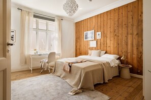 3 chambres, fer et planche à repasser, accès à Internet, literie fournie