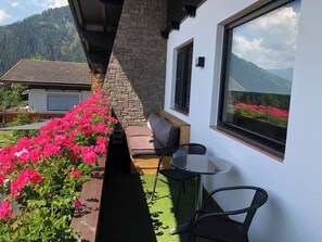 Outdoor dining - Landhaus Osttirol | Up to 10 Guests (Göriach)