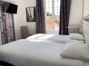 Iron/ironing board, WiFi, bed sheets - 55 M2 two-bedroom apartment in Villejuif, 6 minutes from the metro (Villejuif)