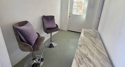East Houston 2BR Budget Friendly Stay