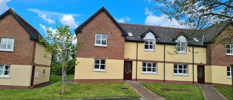 อพาร์ทเมนท์ | บริเวณภายนอก