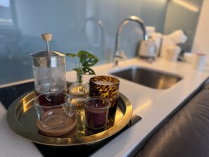 Kaffee und/oder Kaffeemaschine