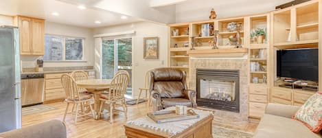 TV, fireplace, DVD player, offices