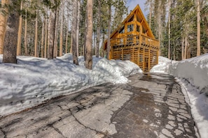 Property grounds - Terrific Mountain Escape with Wood-Burning Fireplace, Easy Ski Access (Soda Springs)