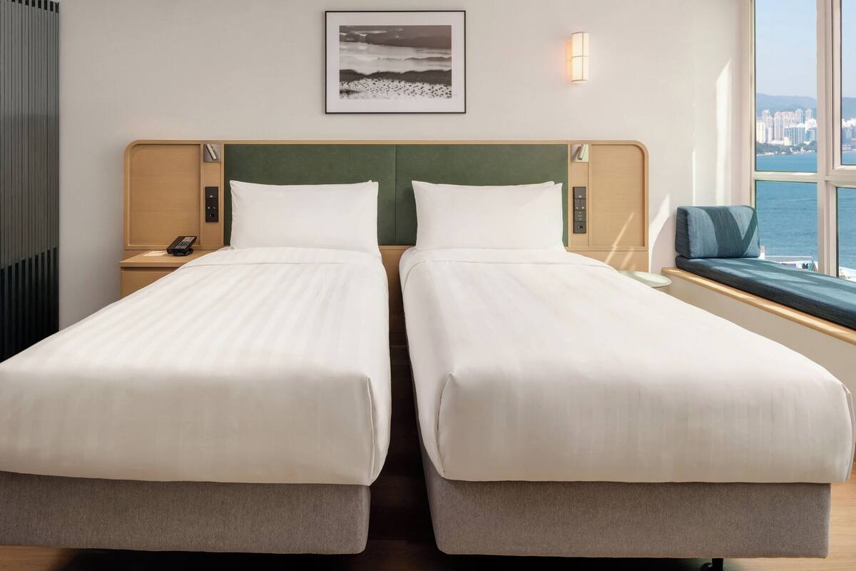 Down duvets, desk