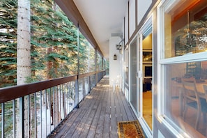 Terrace/patio - Contemporary condo with views, shared pool&hot tub, fireplace & spiral staircase (Olympic Valley)