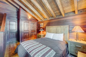 Tabla de planchar con plancha, wifi y ropa de cama 