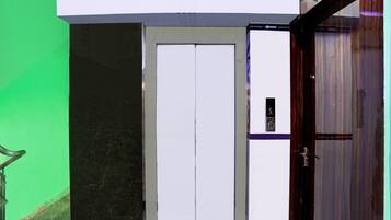 House | Bahagian dalam