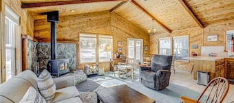 Mountain home with wood stove, W&D, & propane heat - near lifts & trails