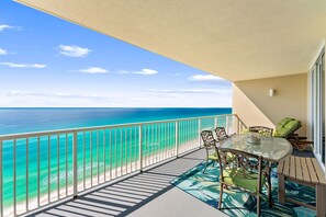 Outdoor dining - Beachfront 2BR Condo at Palazzo 806 | Gulf Views | Balcony | Resort Pool (Panama City Beach)
