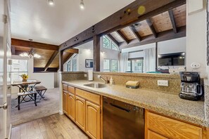 Private kitchen - Modern home with pool, hot tub, & free WiFi - near the lake & ski lifts (South Lake Tahoe)