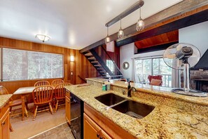 Interior - Cozy, 3-story condo with prime location, seasonal pool, tennis & sauna (Kings Beach)