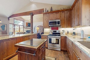 Fridge, microwave, oven, stovetop - Mountain home with fireplace, partial lake views from deck & hot tub (Tahoe City)