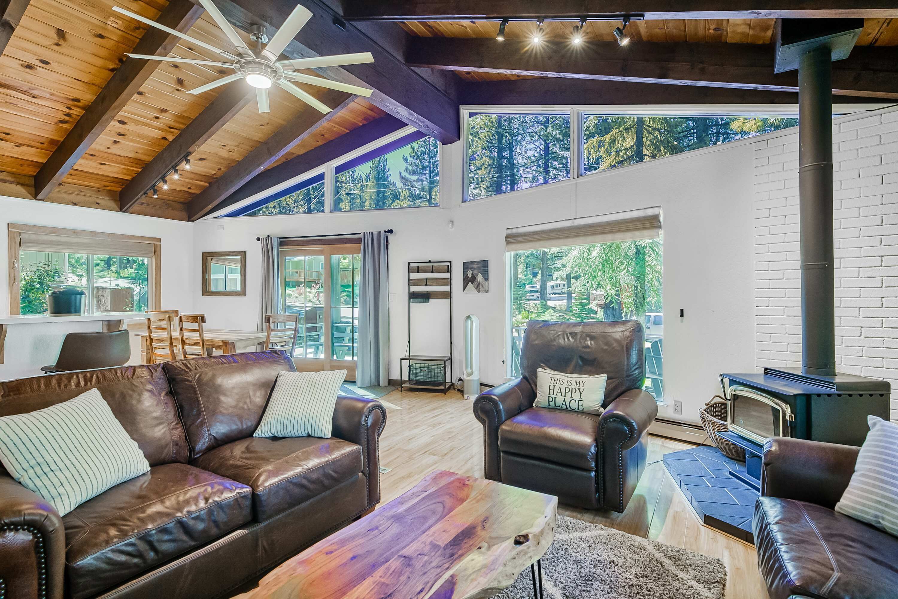 TV, fireplace, offices