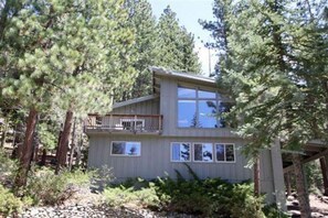 Exterior - Serene Mountain Home with Private Hot Tub, Lake Views, One Block from Ski Resort (South Lake Tahoe)