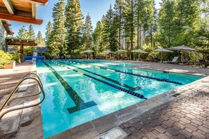 Pool - 2-story condo with gas fireplace, pools, hot tubs, gym & tennis (Truckee)
