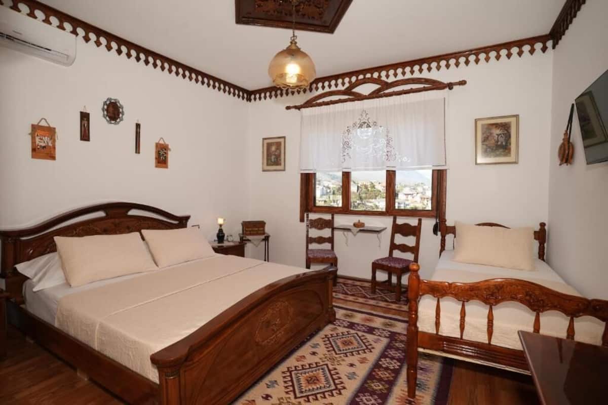 Comfort Triple Room